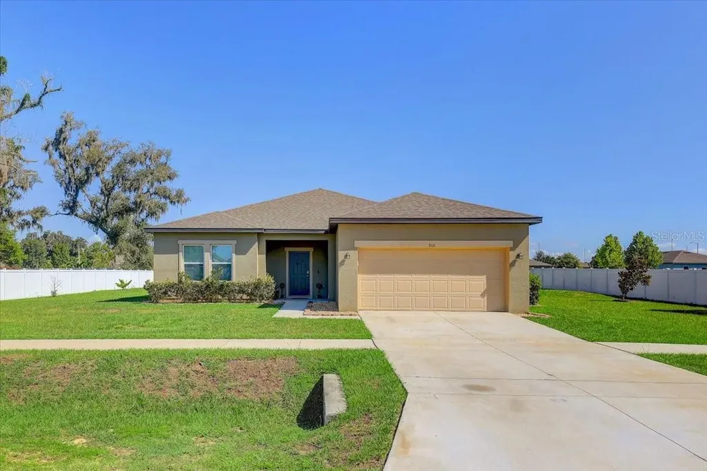 806 Highgate Oaks Place Seffner FL 33584