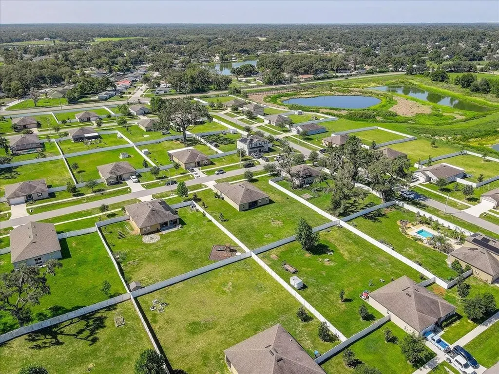 806 Highgate Oaks Place Seffner FL 33584