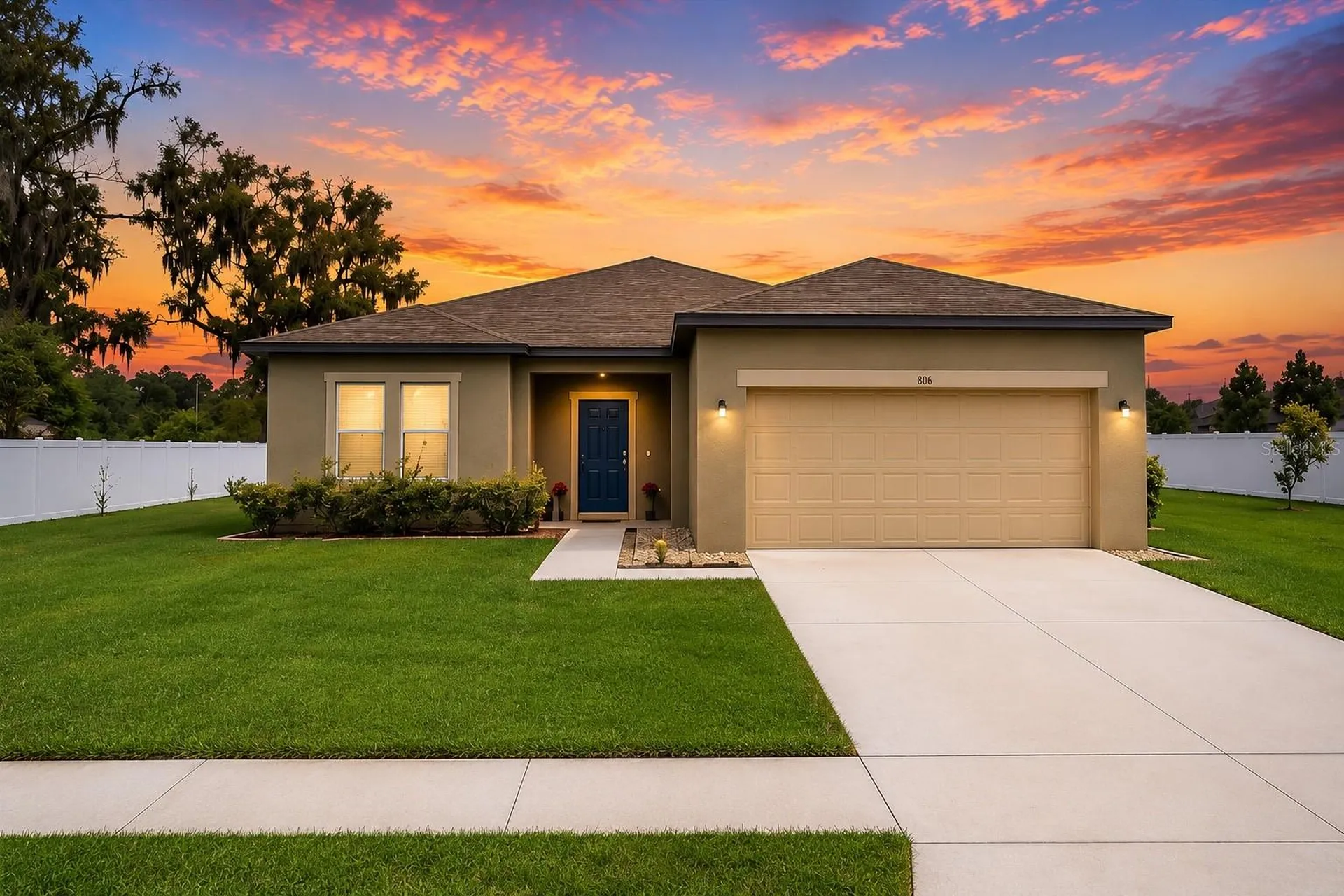 806 Highgate Oaks Place Seffner FL 33584
