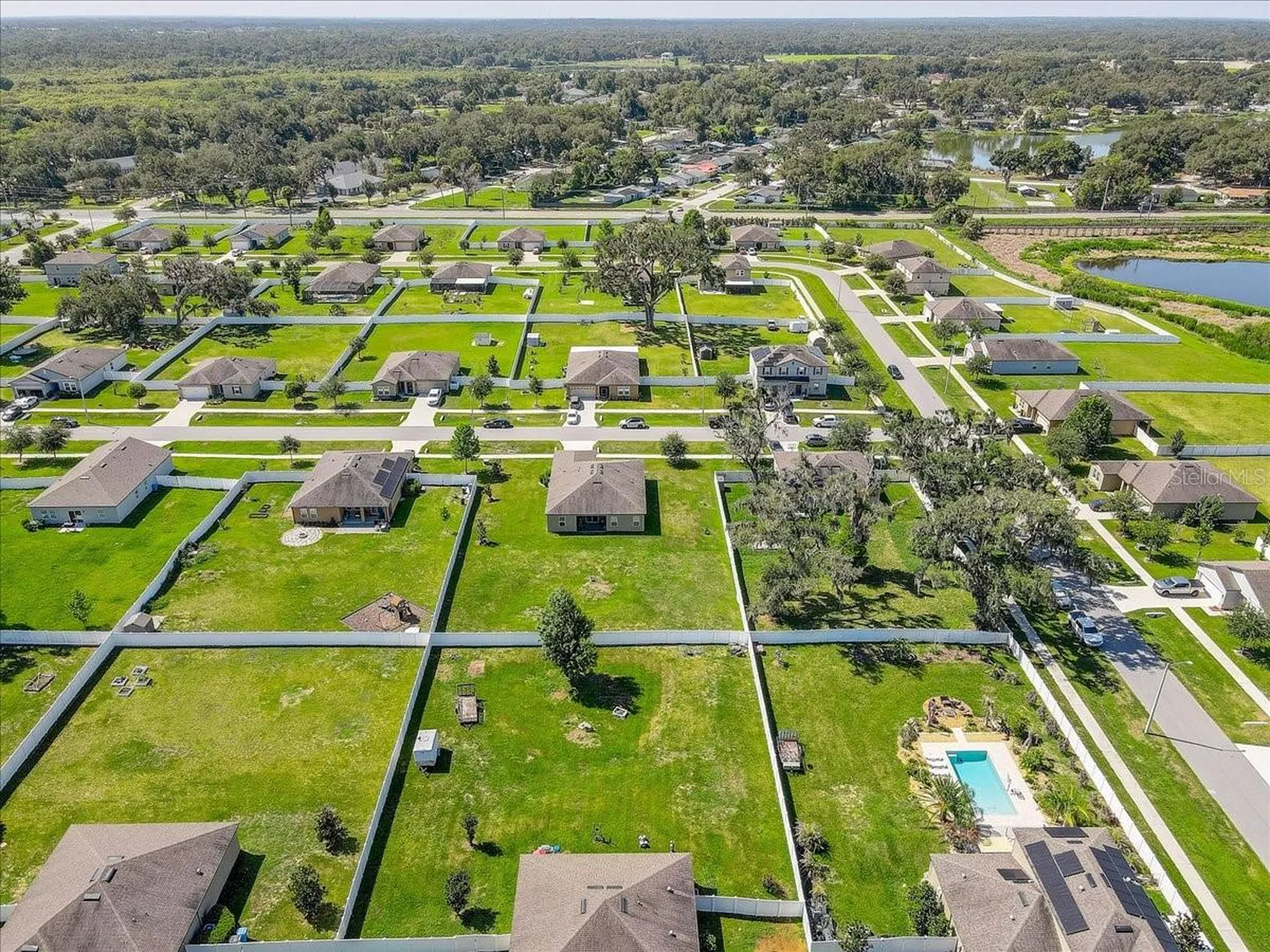 806 Highgate Oaks Place Seffner FL 33584