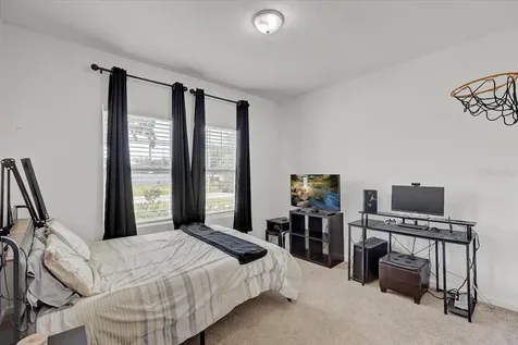 806 Highgate Oaks Place Seffner FL 33584