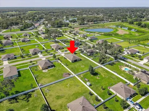 806 Highgate Oaks Place Seffner FL 33584