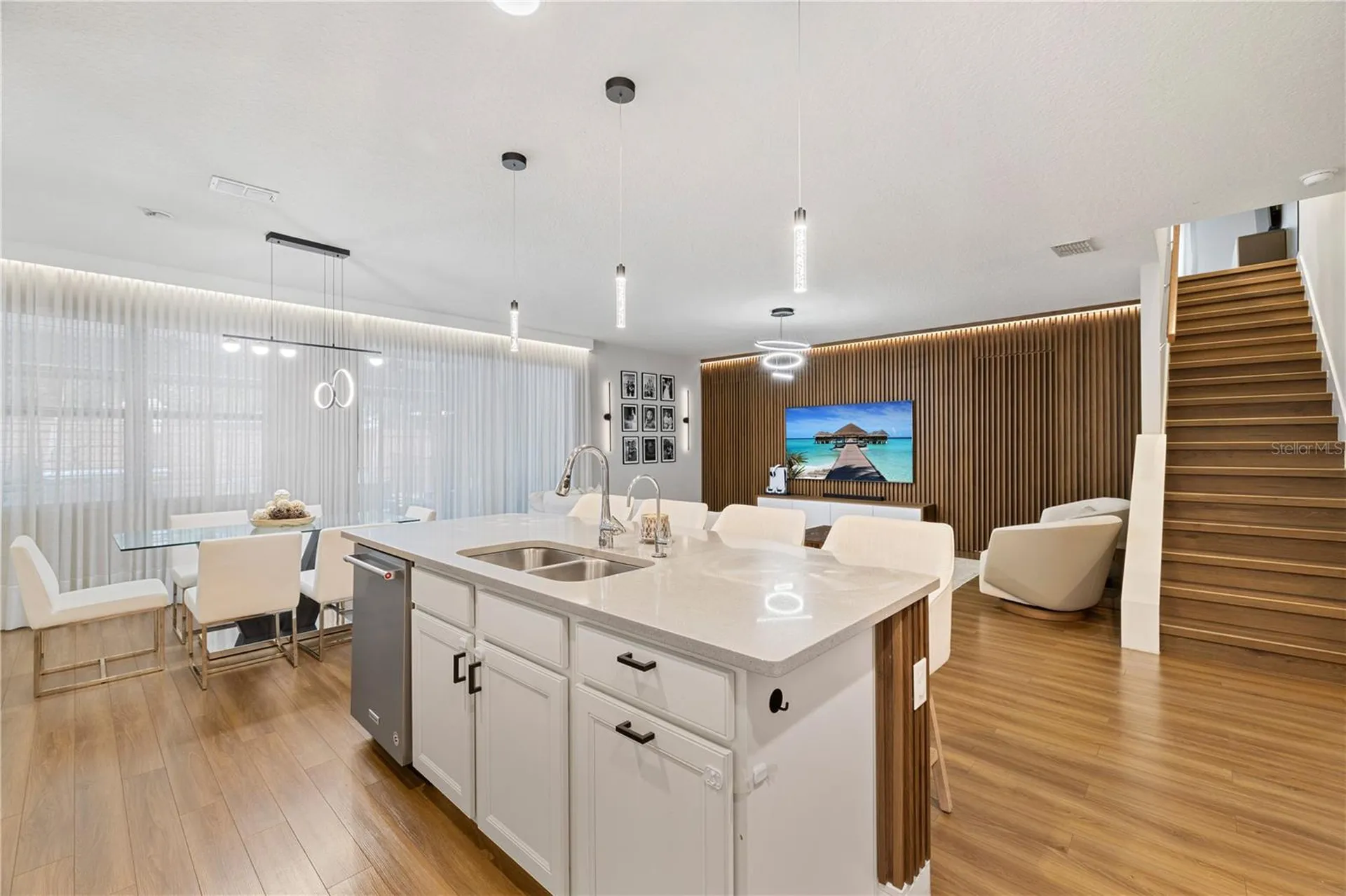 9373 Royal Estates Boulevard Orlando FL 32836