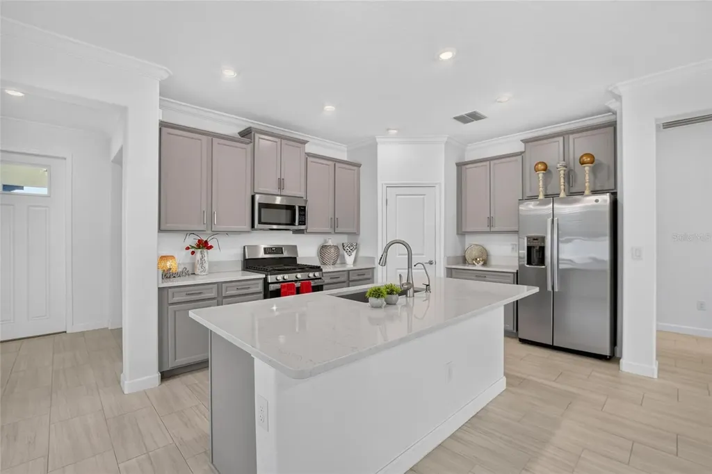 17206 Star Banks Street Wimauma FL 33598