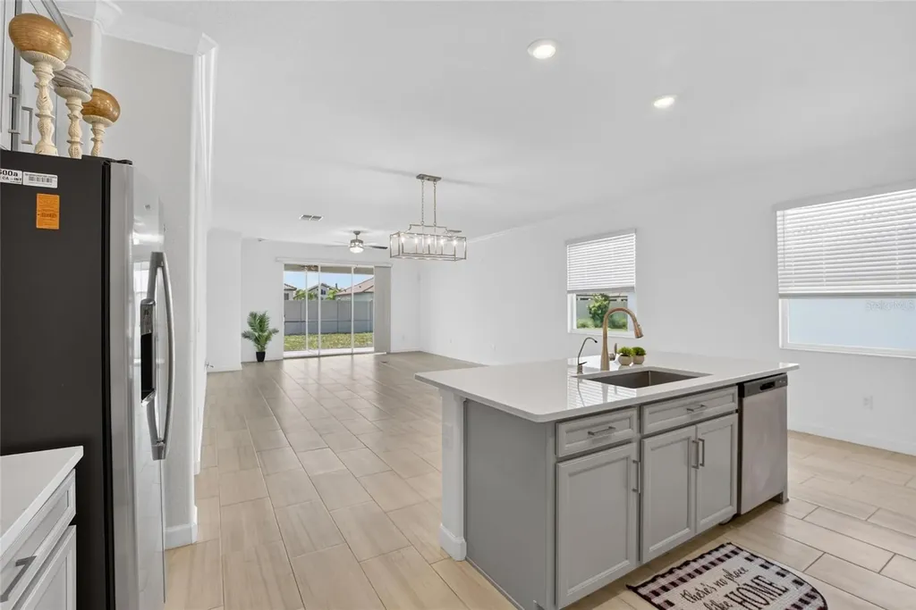 17206 Star Banks Street Wimauma FL 33598