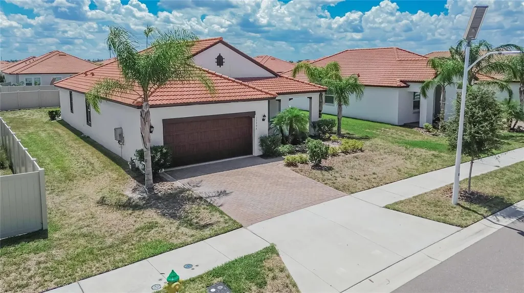 17206 Star Banks Street Wimauma FL 33598