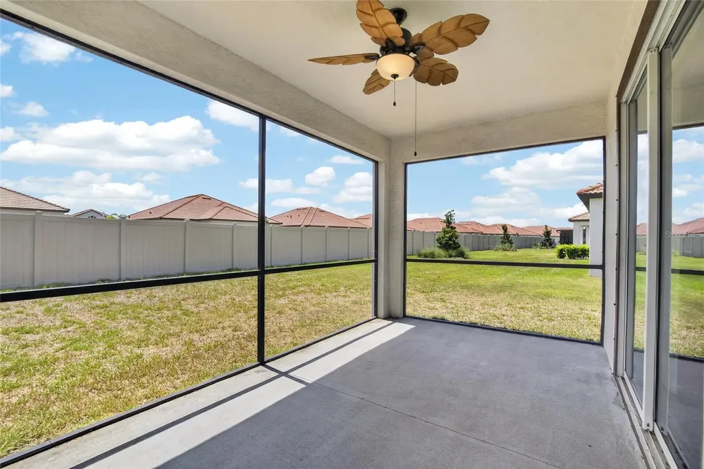 17206 Star Banks Street Wimauma FL 33598