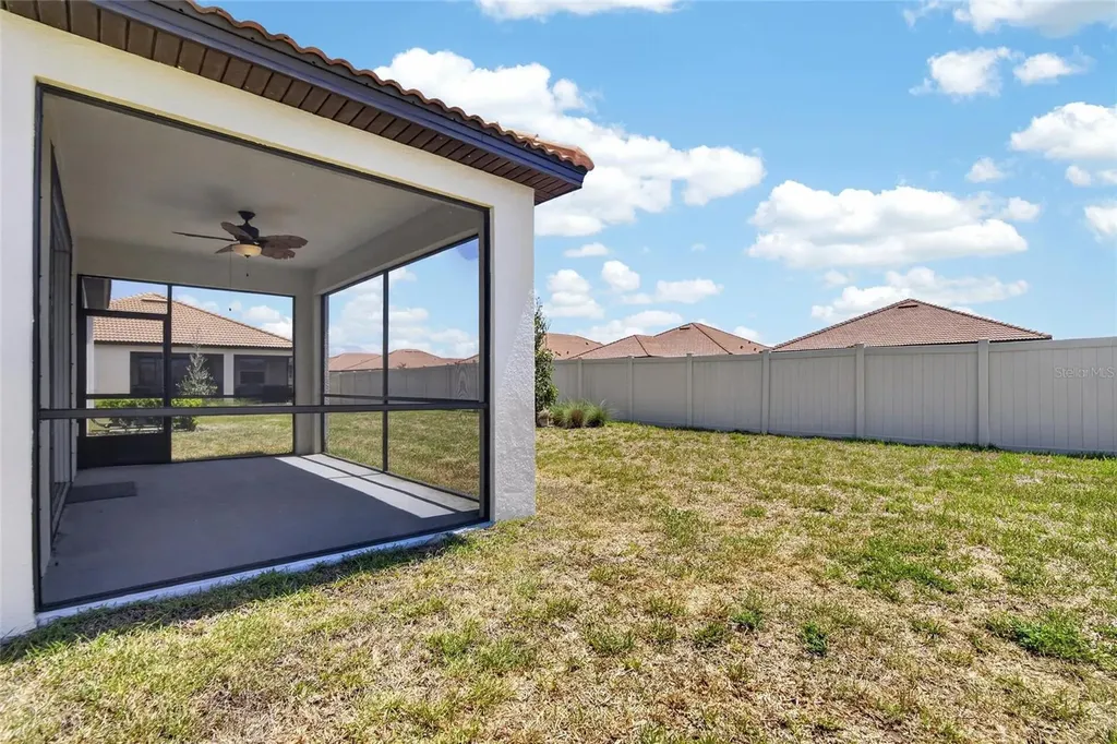 17206 Star Banks Street Wimauma FL 33598