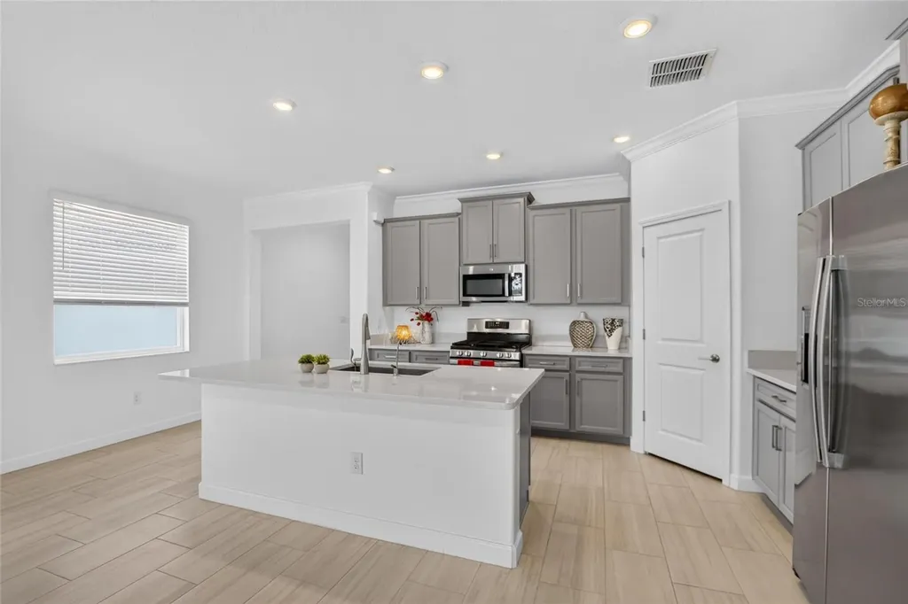17206 Star Banks Street Wimauma FL 33598