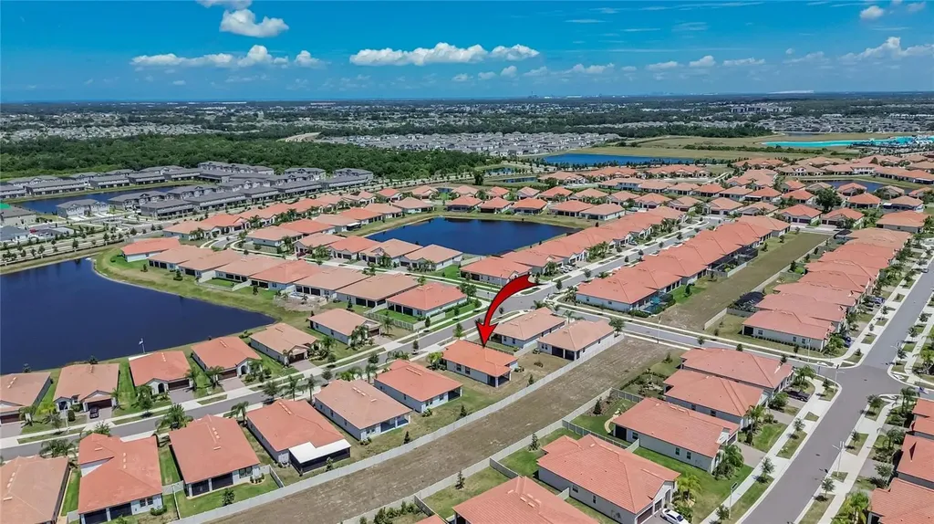 17206 Star Banks Street Wimauma FL 33598