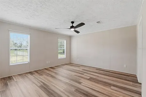 4889 SW 35th Trail Bell FL 32619