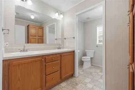 4889 SW 35th Trail Bell FL 32619