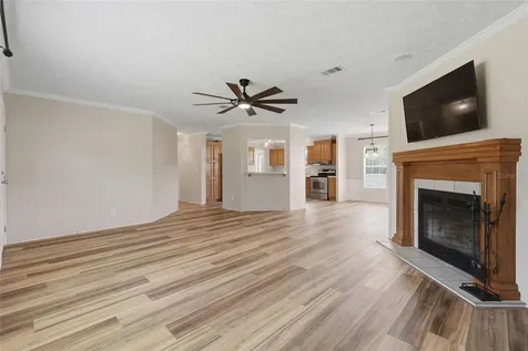 4889 SW 35th Trail Bell FL 32619