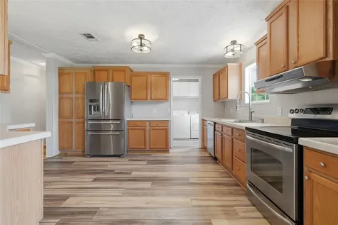 4889 SW 35th Trail Bell FL 32619