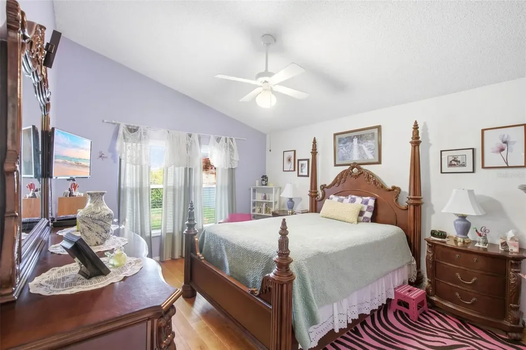 1234 Lake Blue Circle Apopka FL 32703