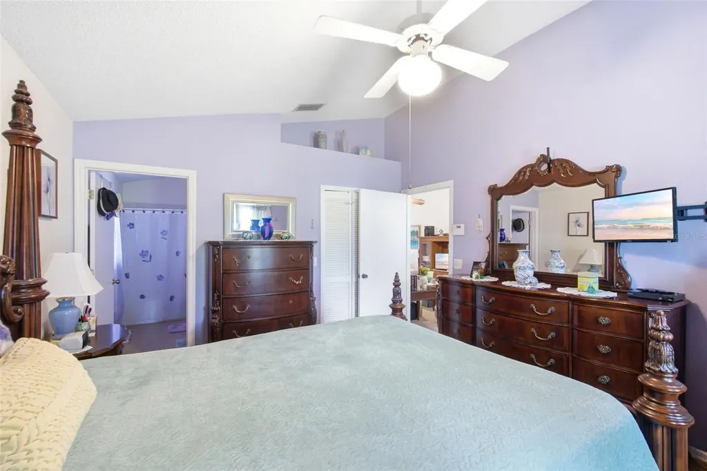 1234 Lake Blue Circle Apopka FL 32703