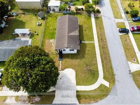 1867 NW 8th Avenue Homestead FL 33030