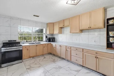 1736 NW 26th Place Ocala FL 34475