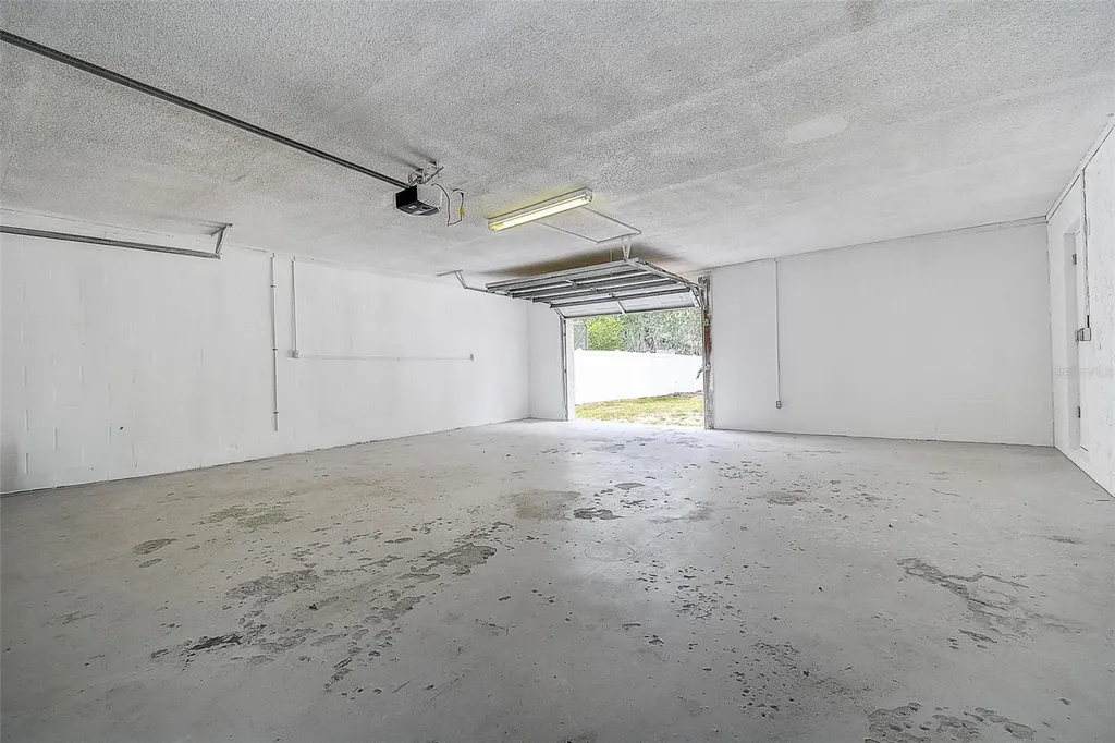 9404 W Hamilton Avenue Tampa FL 33615