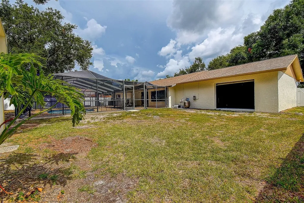 9404 W Hamilton Avenue Tampa FL 33615