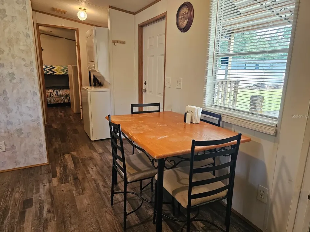 9050 SE 196th Terrace Ocklawaha FL 32179