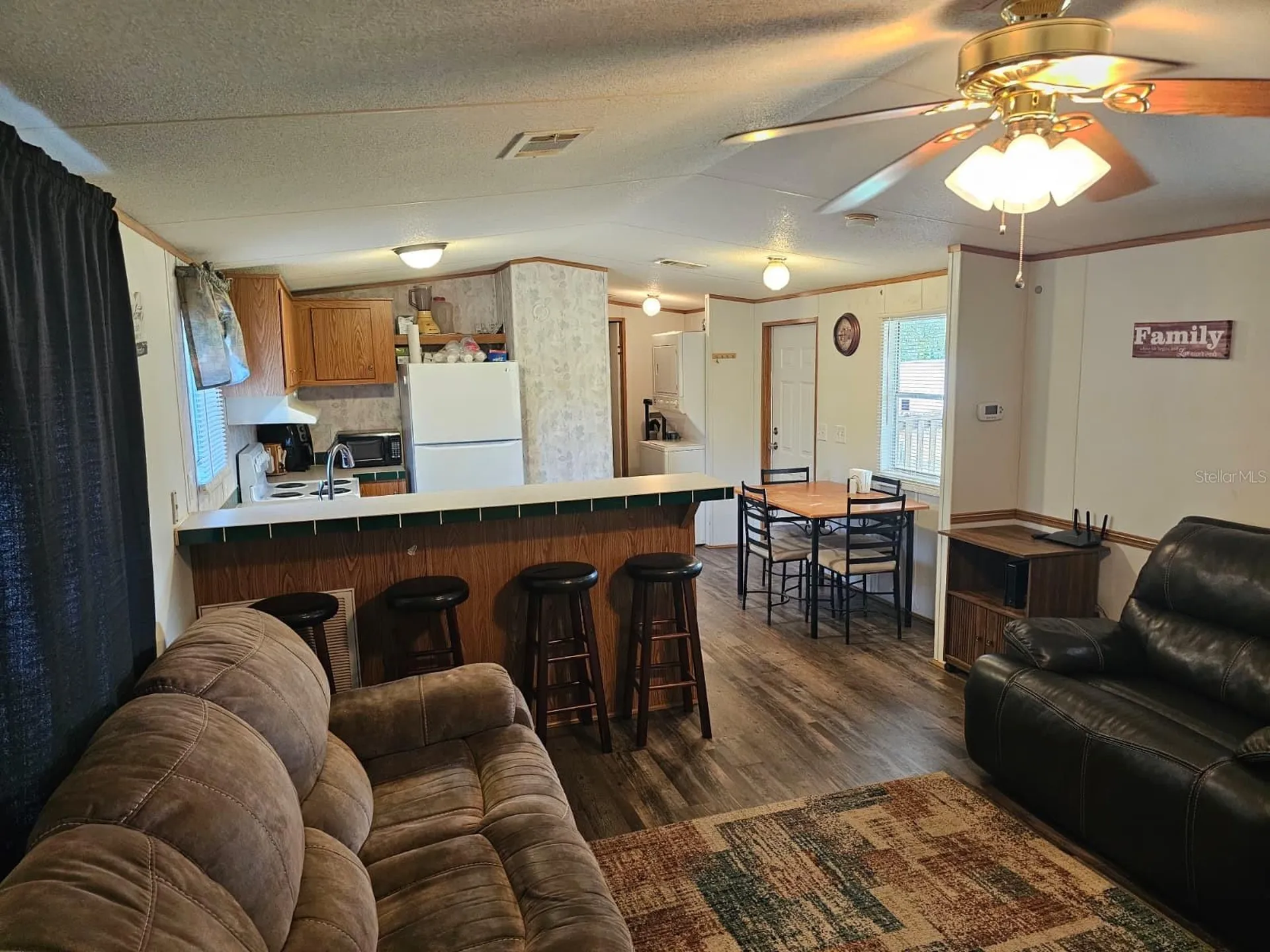 9050 SE 196th Terrace Ocklawaha FL 32179