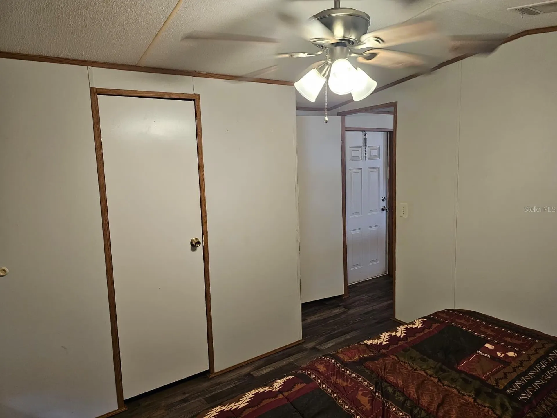 9050 SE 196th Terrace Ocklawaha FL 32179