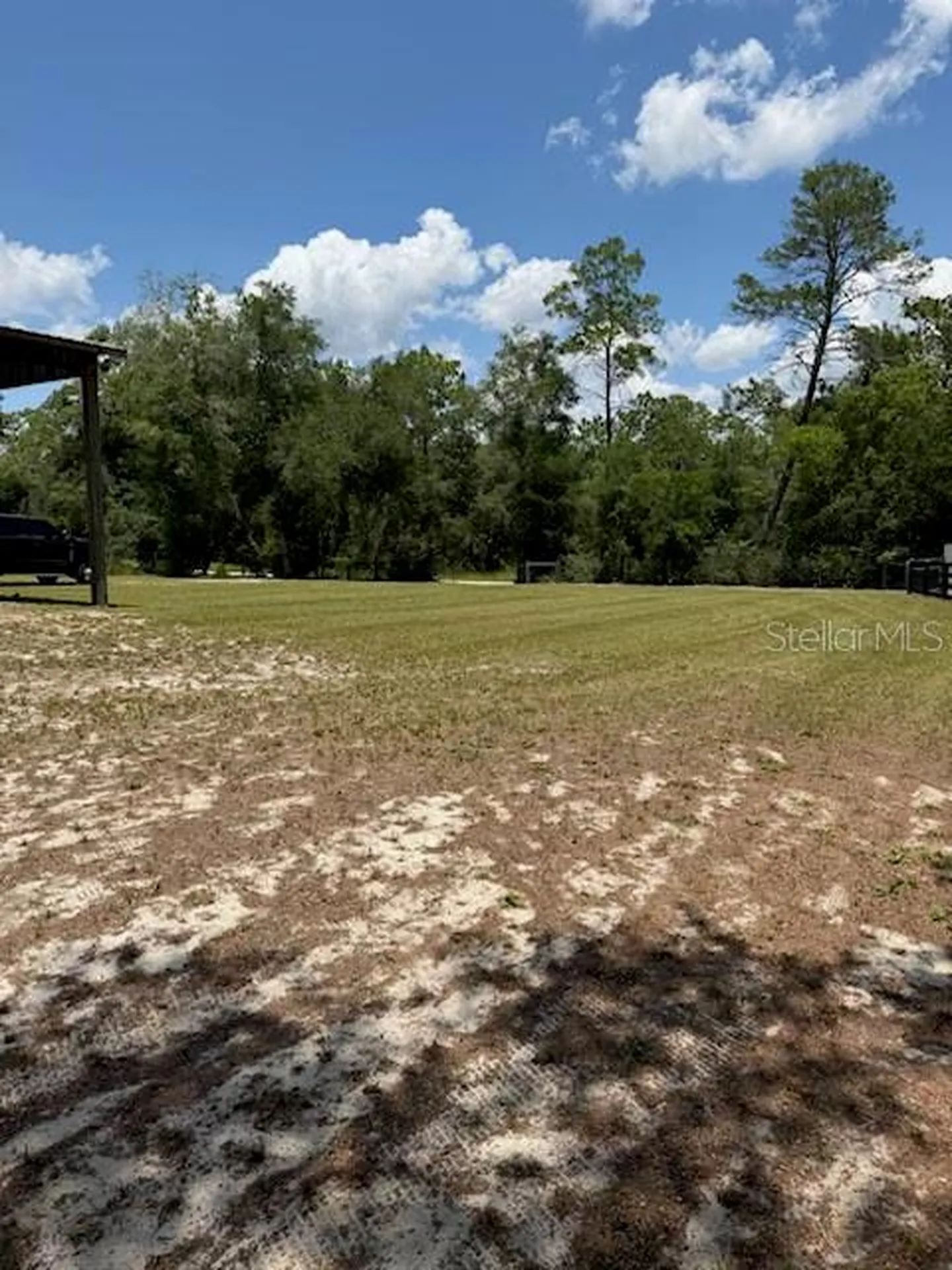 9050 SE 196th Terrace Ocklawaha FL 32179
