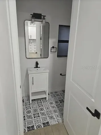 319 W West Street Tampa FL 33602