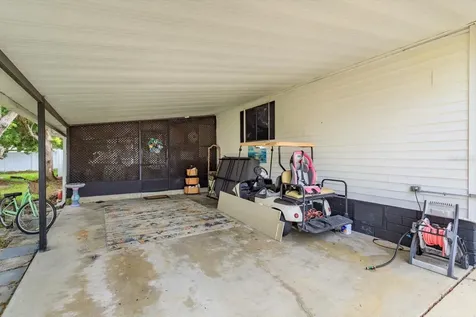 106 Leisure World Drive N Debary FL 32713