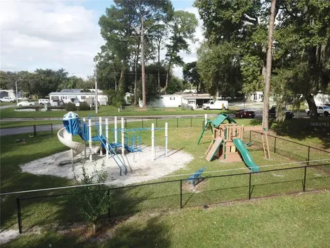 106 Leisure World Drive N Debary FL 32713