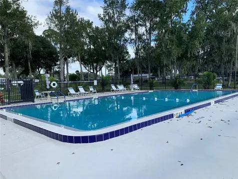 106 Leisure World Drive N Debary FL 32713