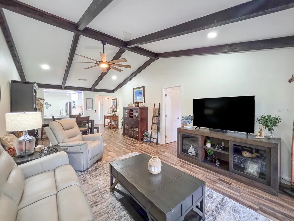100 Sea Pines Circle Daytona Beach FL 32114