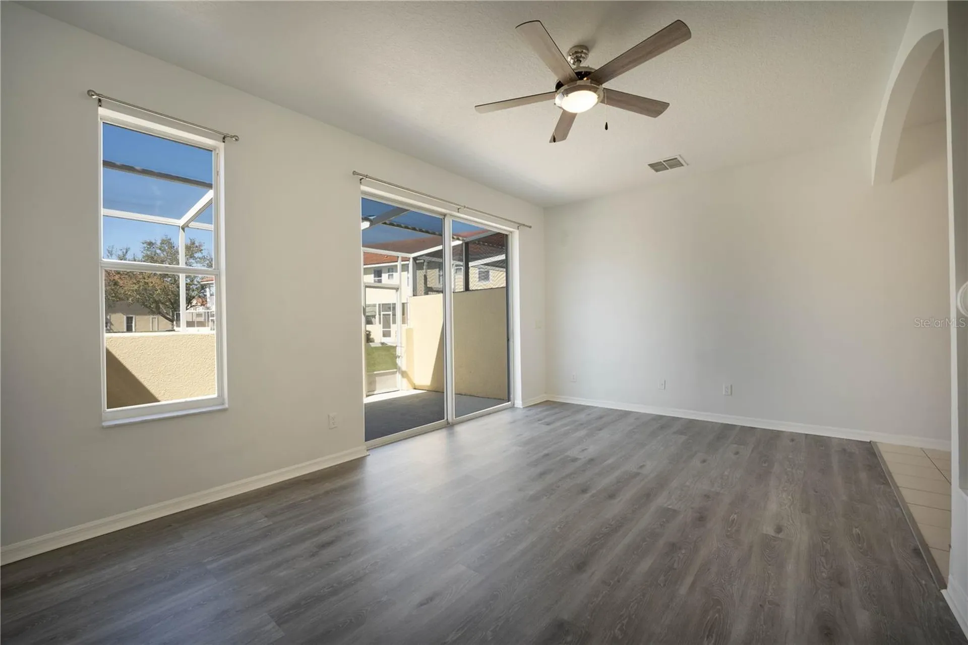 1241 S Beach Circle Kissimmee FL 34746