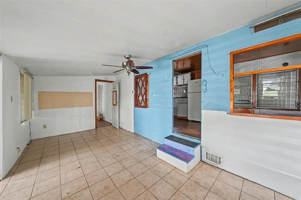 1939 Hoyle Drive Holiday FL 34691