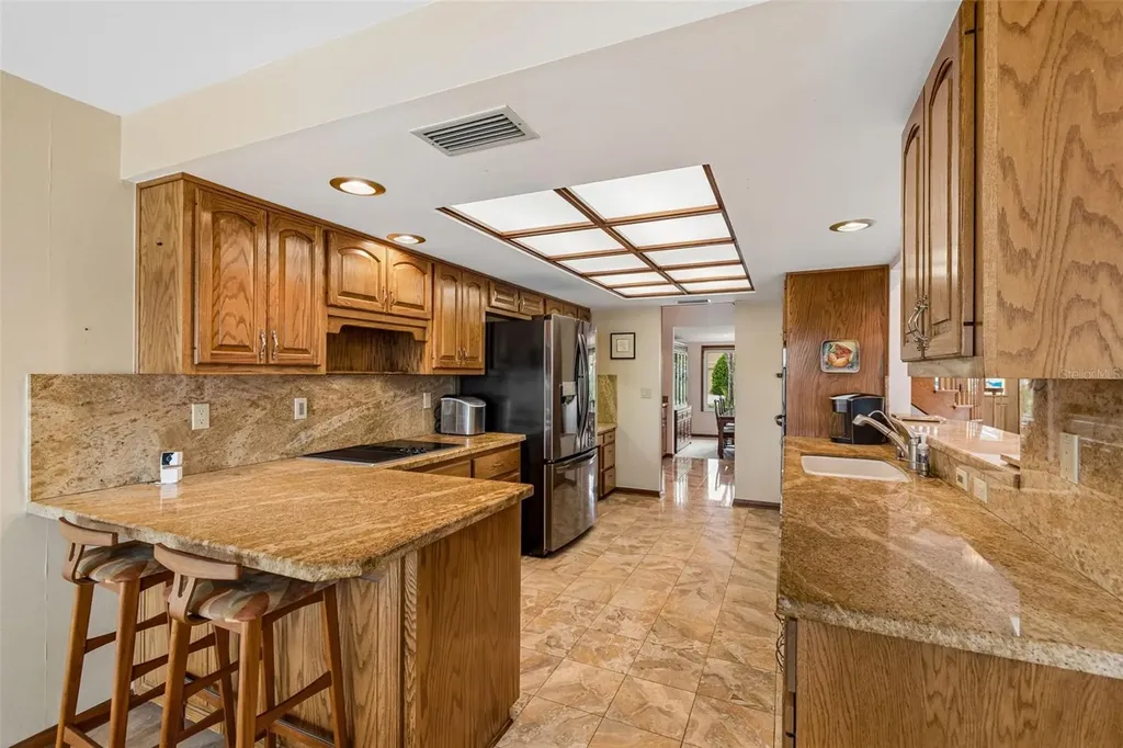 9815 Bay Island Drive Tampa FL 33615