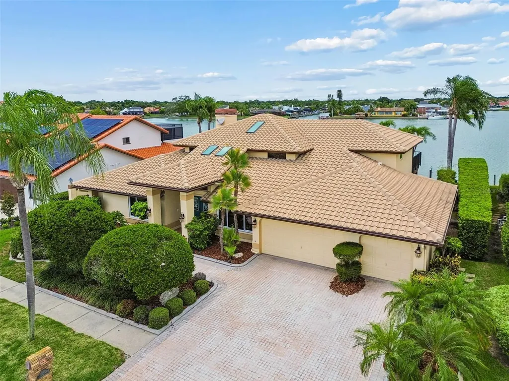 9815 Bay Island Drive Tampa FL 33615
