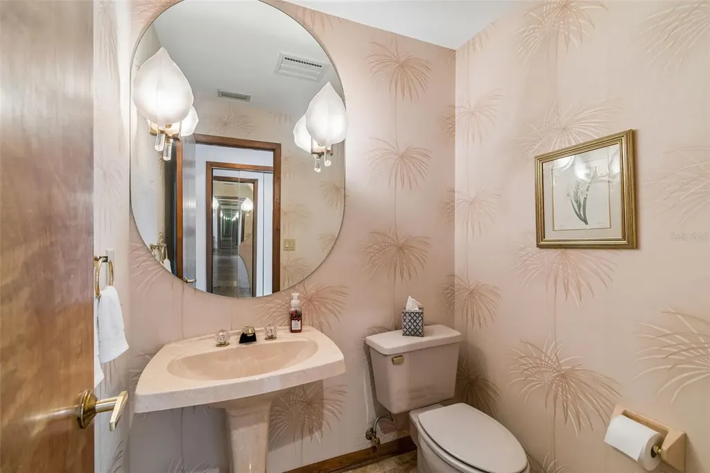 9815 Bay Island Drive Tampa FL 33615