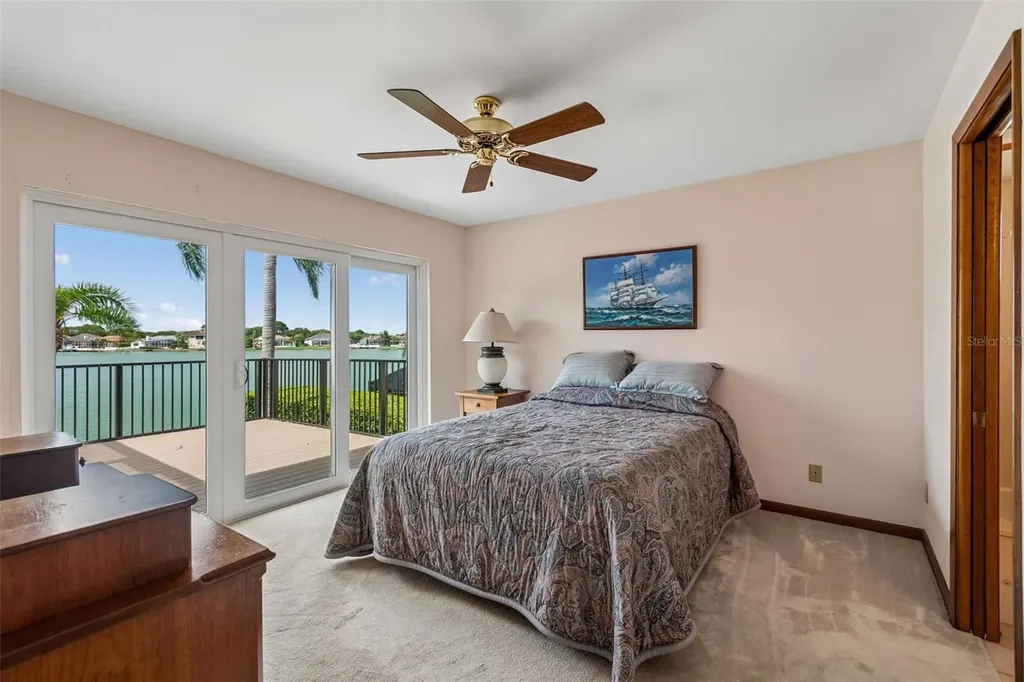 9815 Bay Island Drive Tampa FL 33615