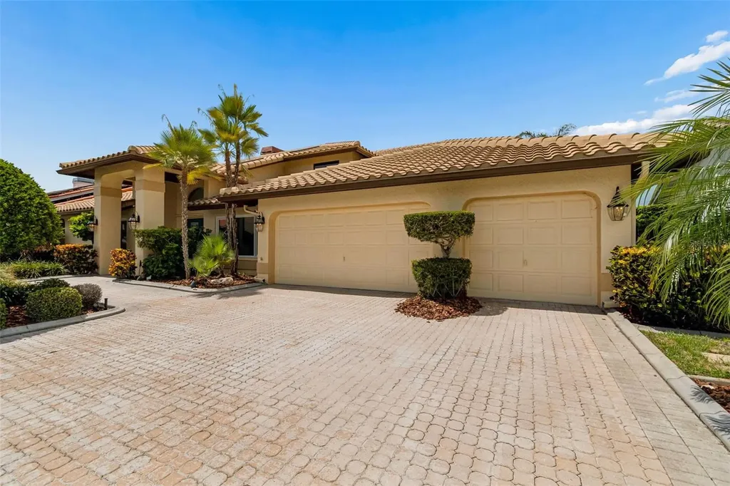 9815 Bay Island Drive Tampa FL 33615