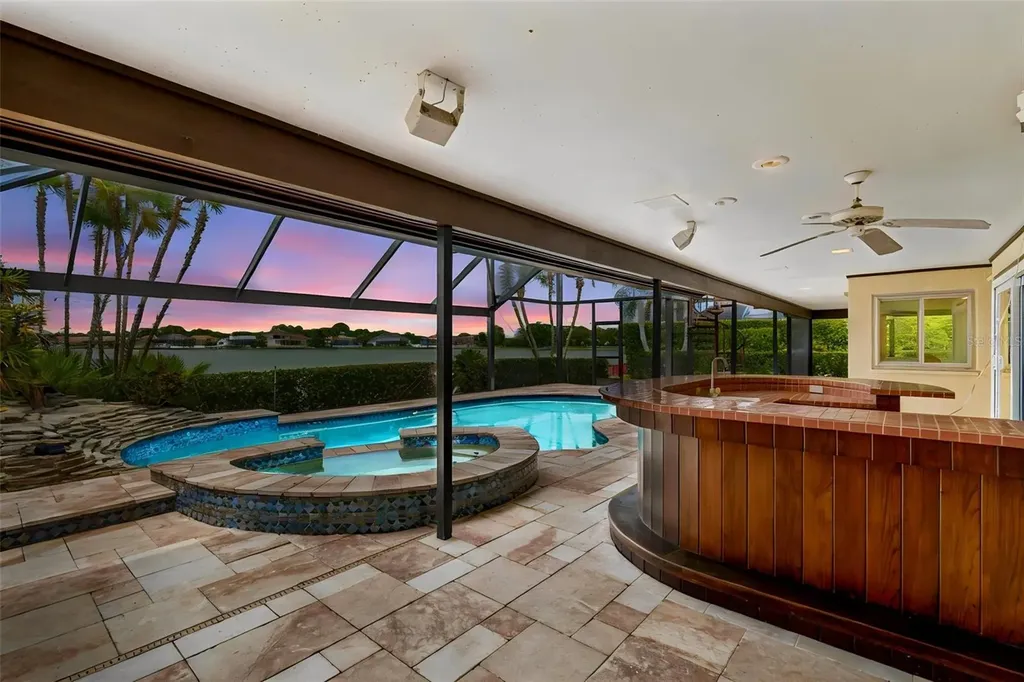 9815 Bay Island Drive Tampa FL 33615