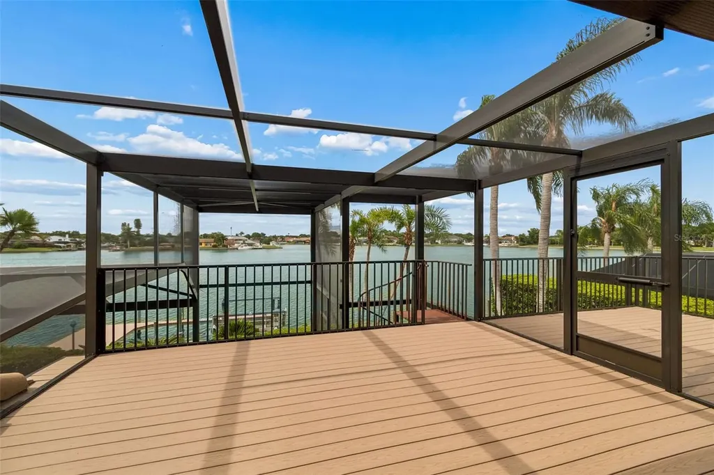 9815 Bay Island Drive Tampa FL 33615