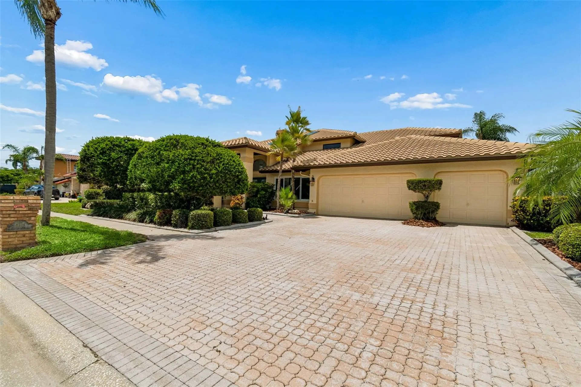 9815 Bay Island Drive Tampa FL 33615