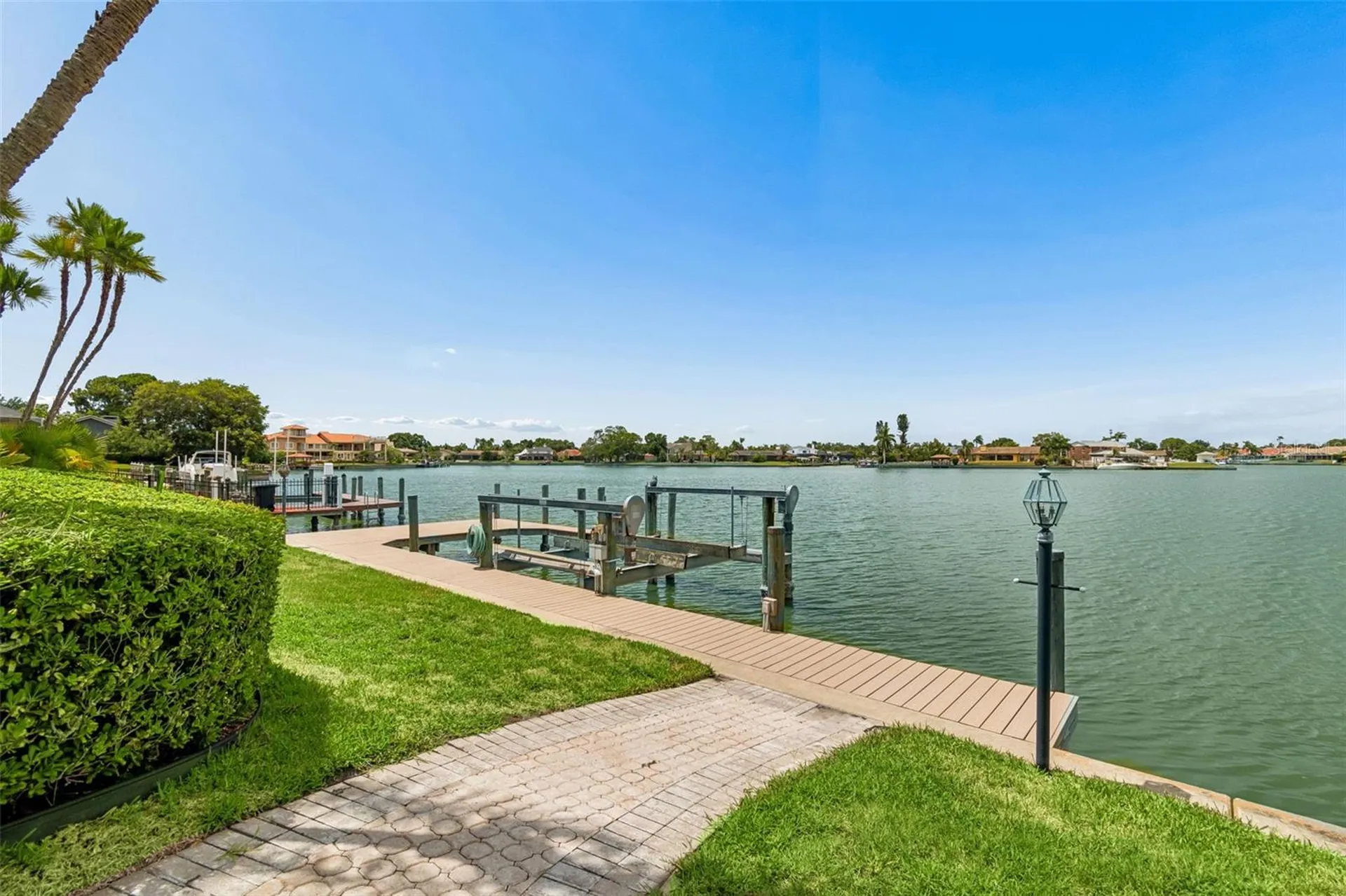 9815 Bay Island Drive Tampa FL 33615
