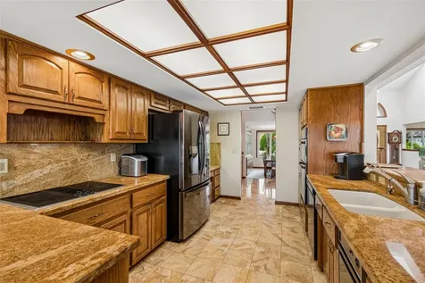 9815 Bay Island Drive Tampa FL 33615