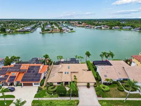 9815 Bay Island Drive Tampa FL 33615