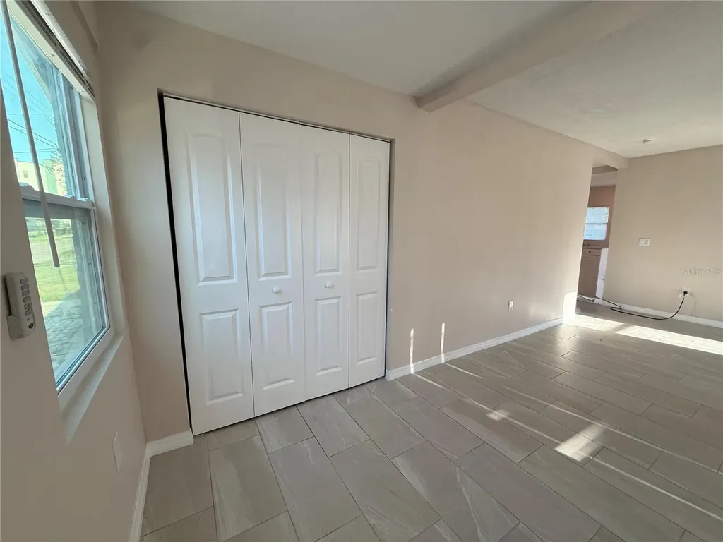 1015 23rd Avenue W Bradenton FL 34205