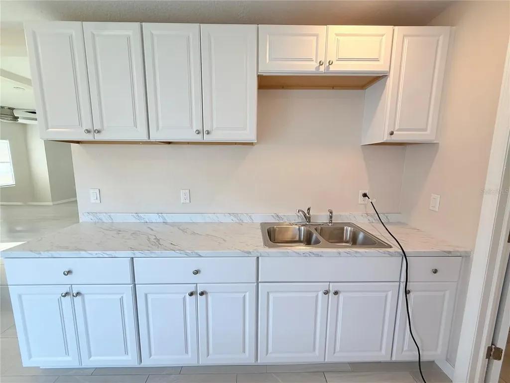 1015 23rd Avenue W Bradenton FL 34205