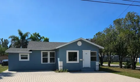 1015 23rd Avenue W Bradenton FL 34205