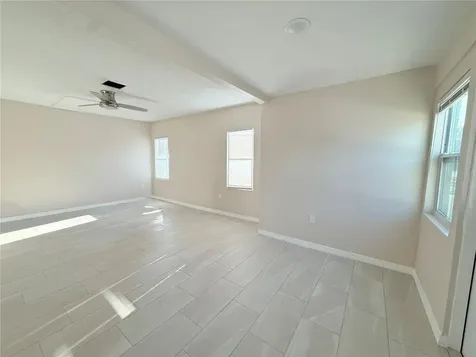 1015 23rd Avenue W Bradenton FL 34205